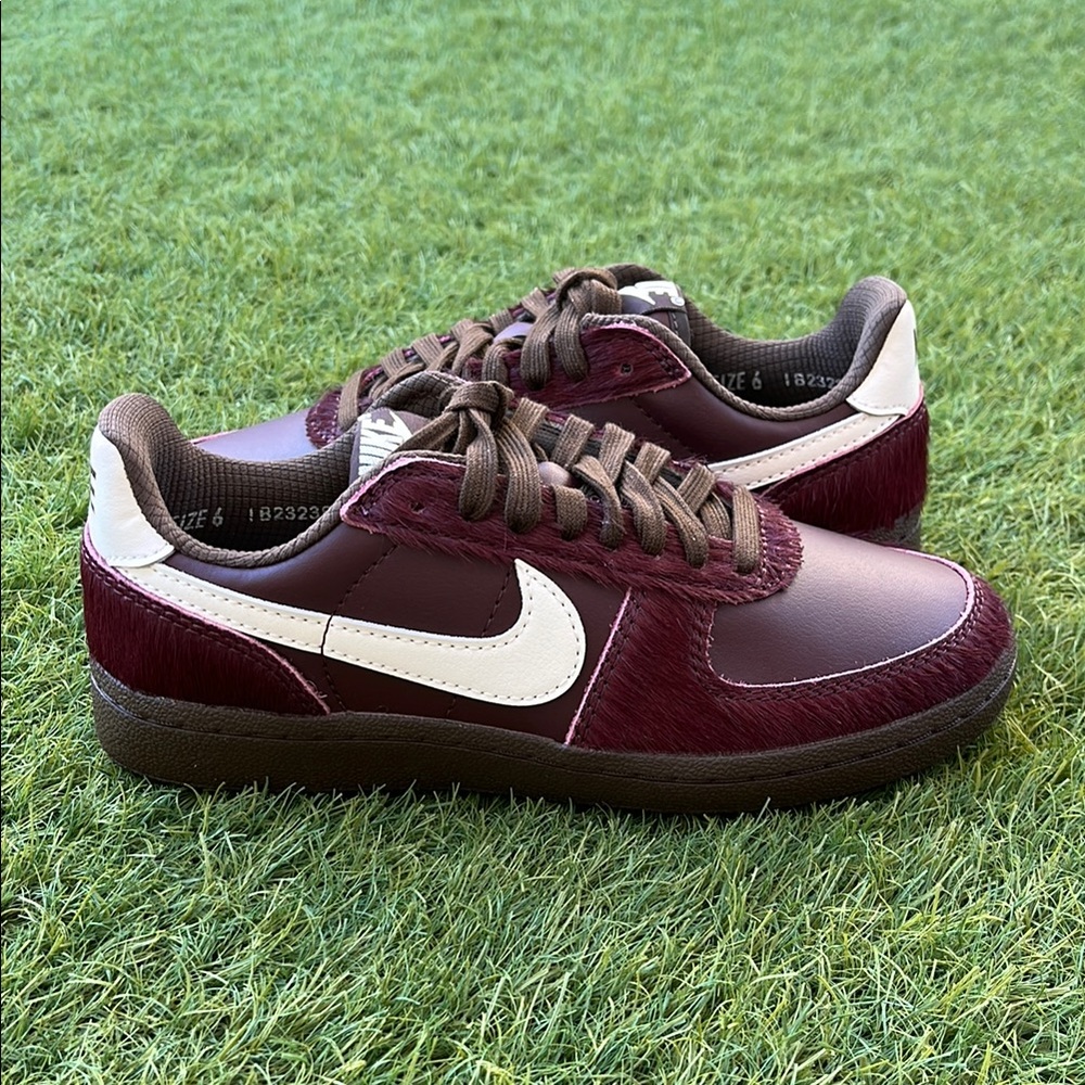 Nike Field General
